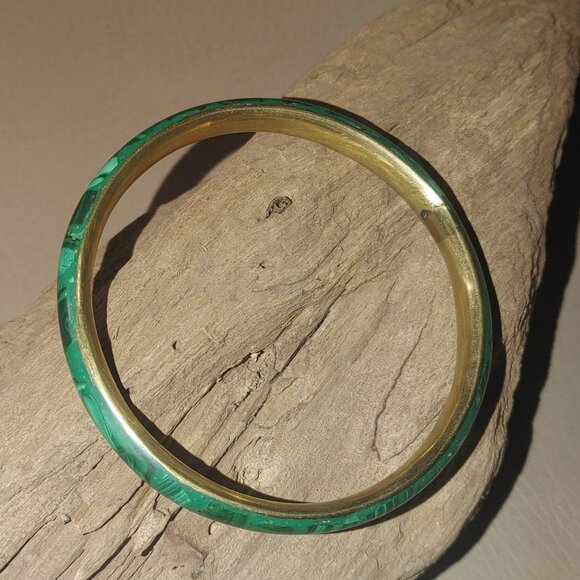 Vintage Malachite Brass Bangle Bracelet Striking Green Veins Shows Inclusions - Picture 6 of 10
